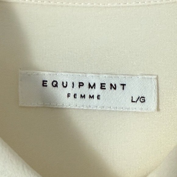 Equipment 100% Silk Button Down Shirt - Picture 3 of 4